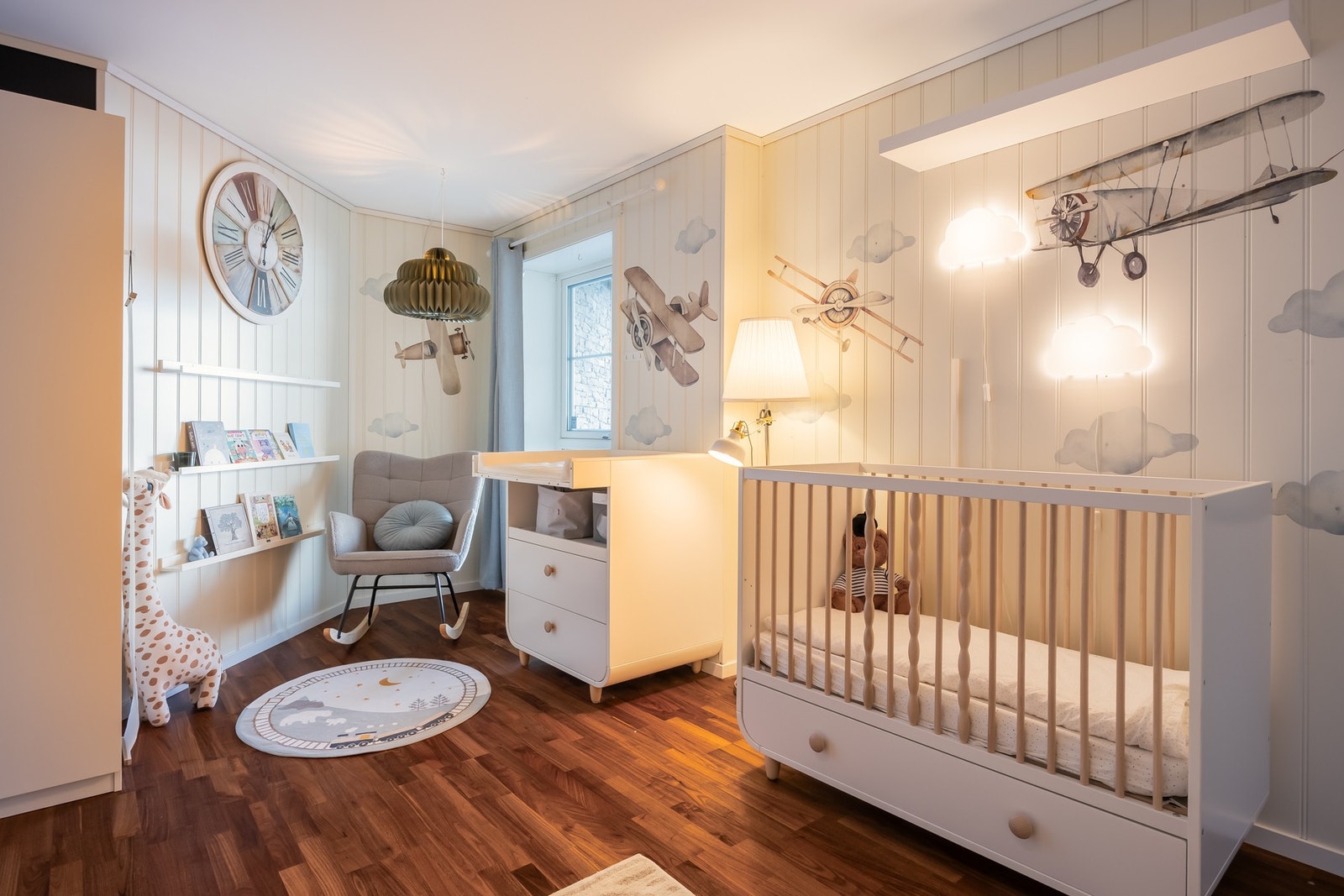 Soverom 2 på 17,5m² i sokkel etasje. Galleribilde