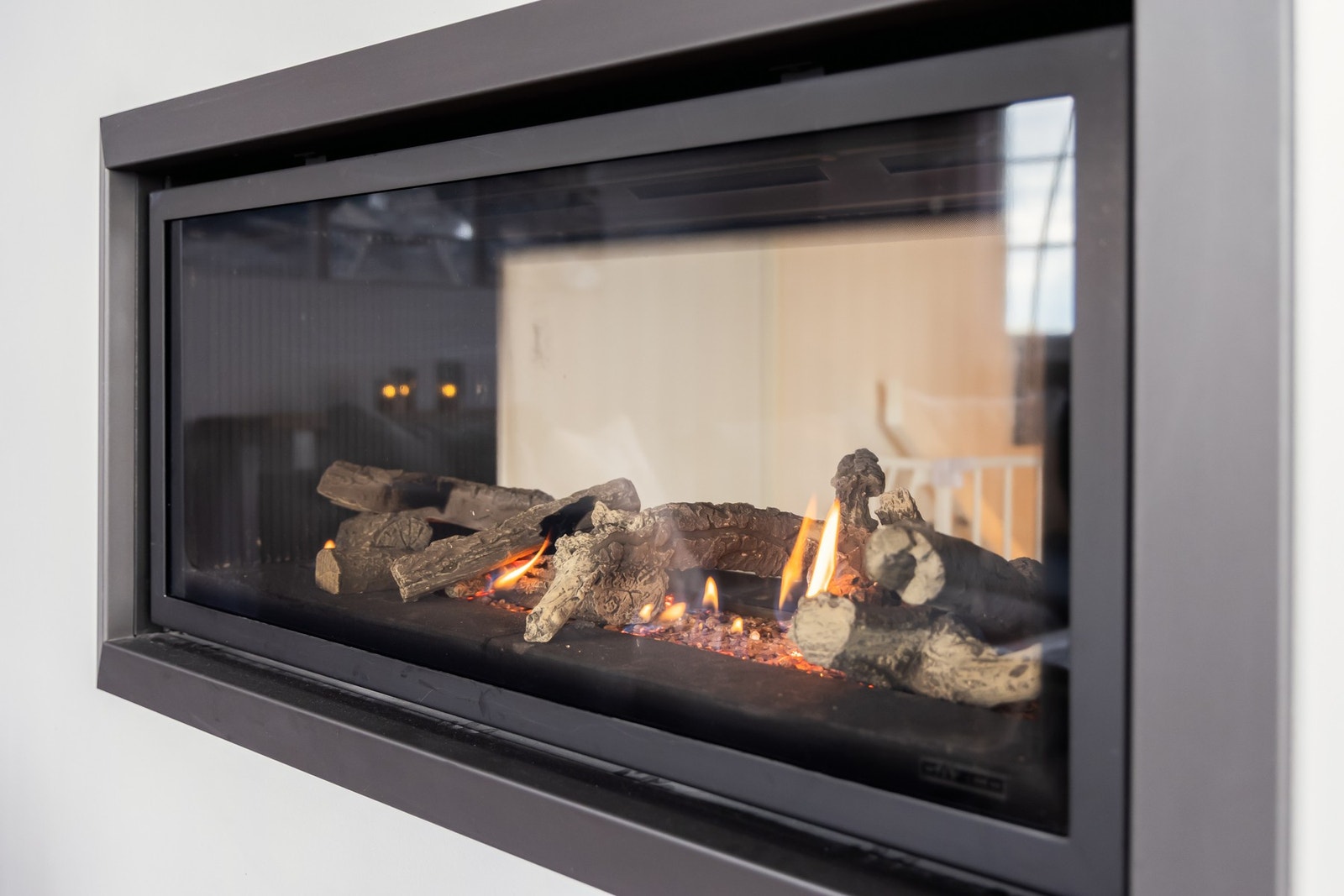 Lekker gasspeis med innsyn fra to sider. Ny fra 2013. Galleribilde