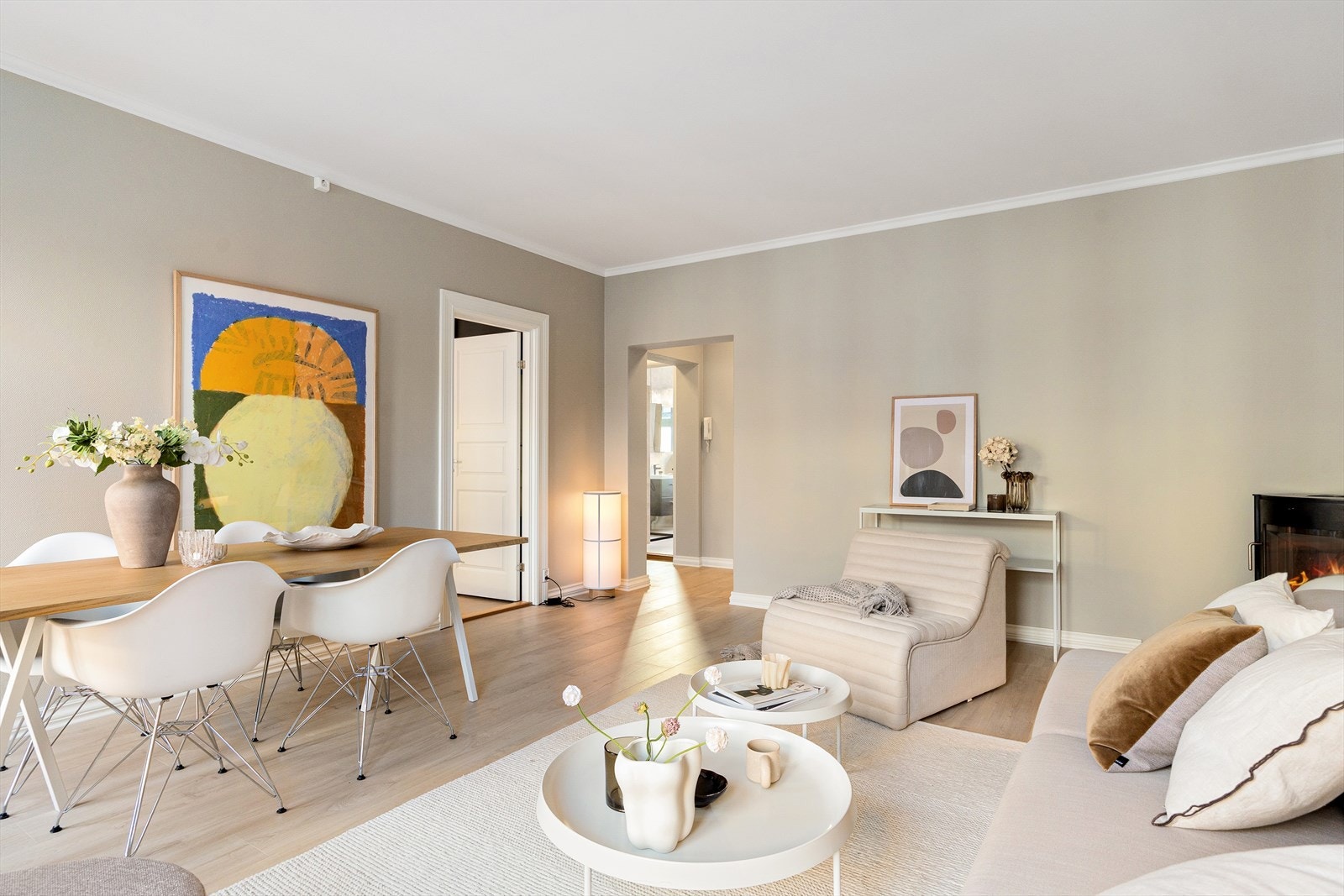 Leiligheten har lave månedlige felleskostnader på kr 3 938,-. Galleribilde