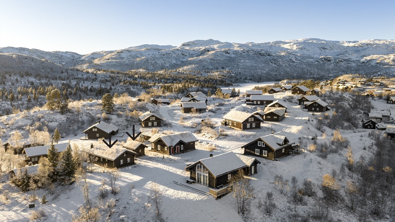 Haukelifjell Skisenter ligger ca. 5-10 minutters kjøring unna - 13 preparerte skiløyper og 6 skitrekk samt eget barnetrekk/bånd. Galleribilde