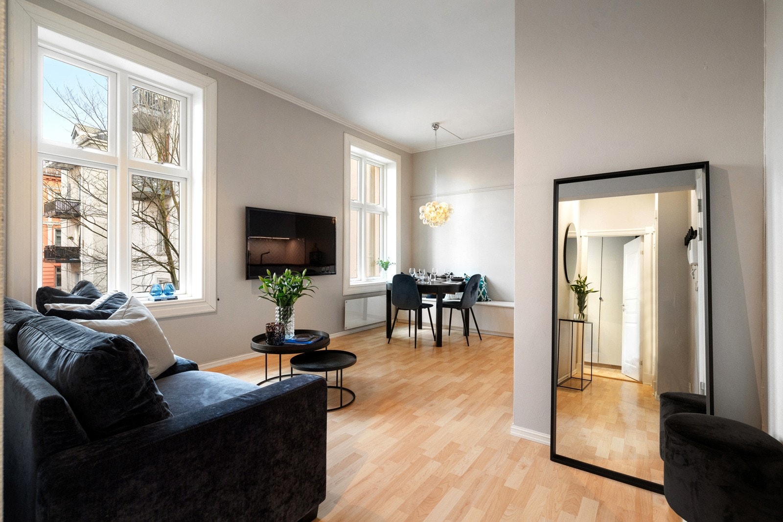 Leiligheten inneholder: Entré, stue, kjøkken, soverom og bad Galleribilde