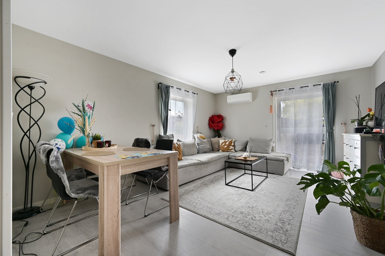 Stue hybeldel Galleribilde