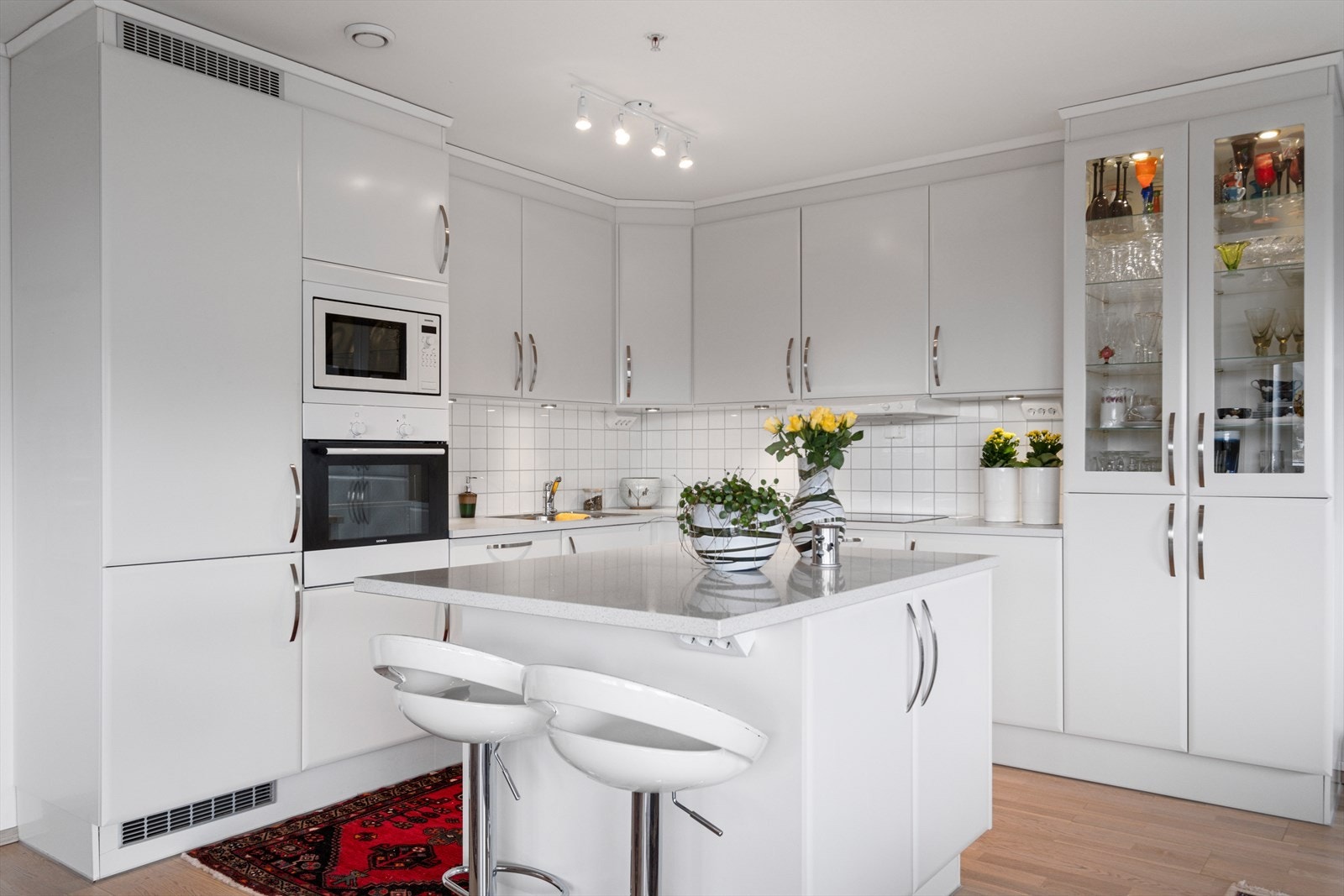 Flott og moderne kjøkken. Galleribilde