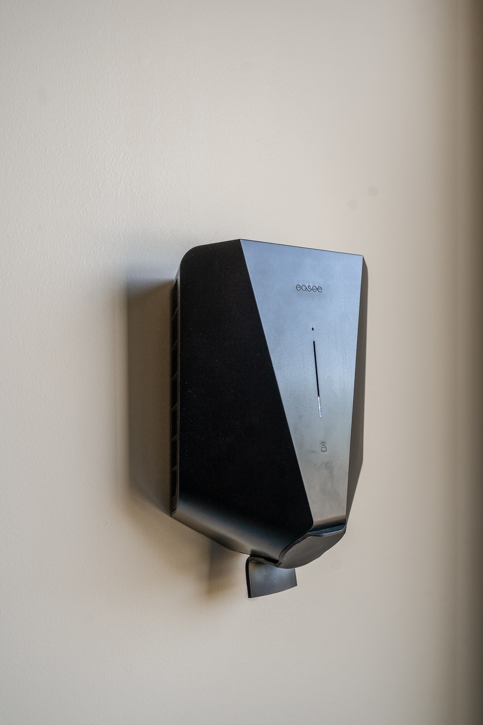 Laderen medfølger i handelen Galleribilde