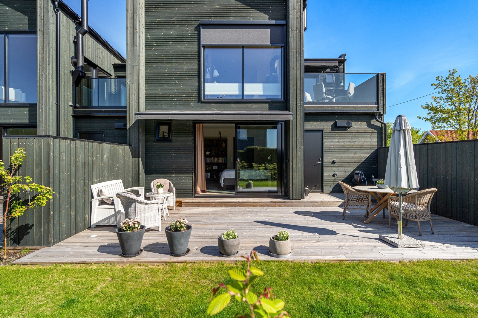 Attraktiv beliggenhet med kort vei til bla sjø og strand Galleribilde