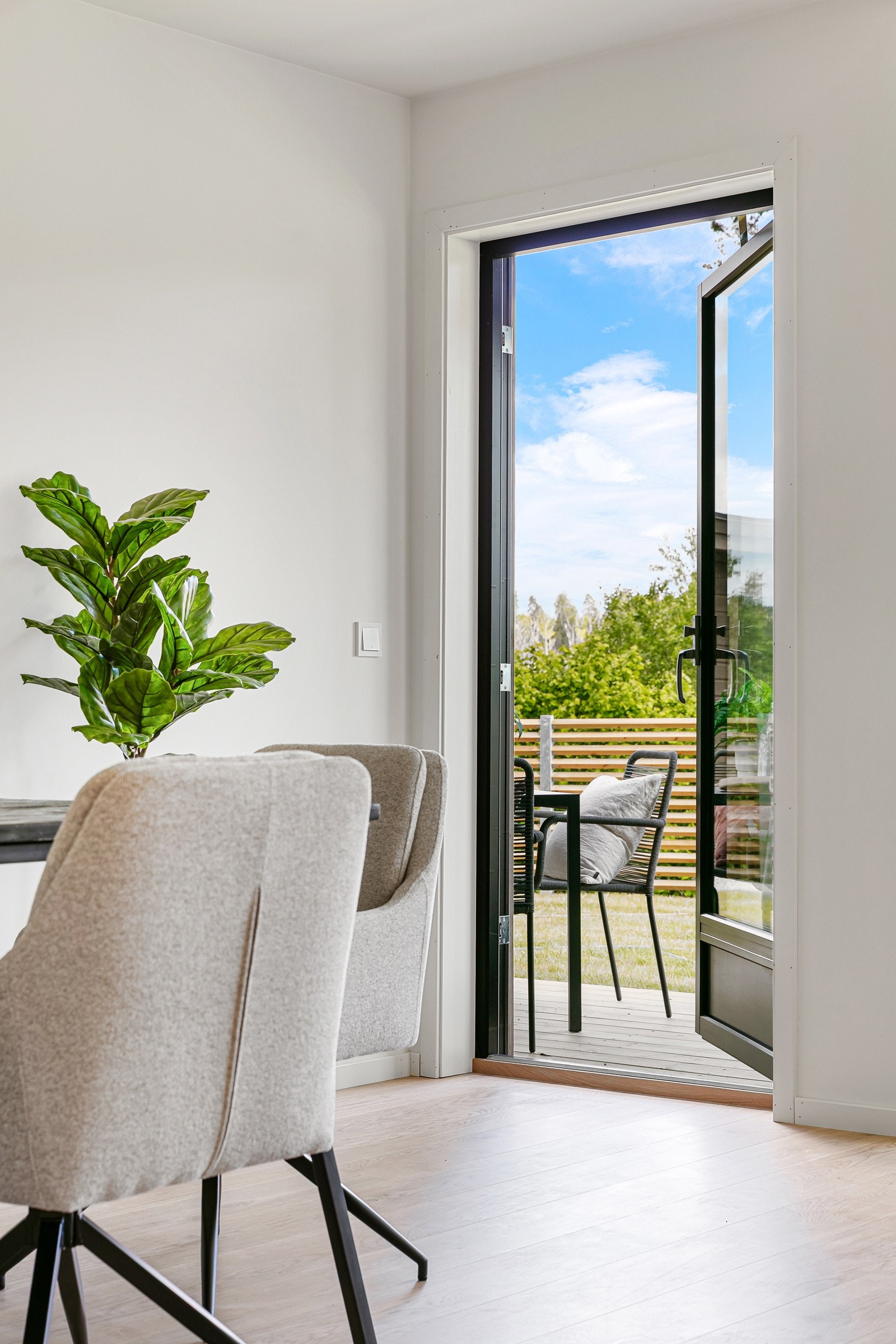Utgang til terrasse. Galleribilde