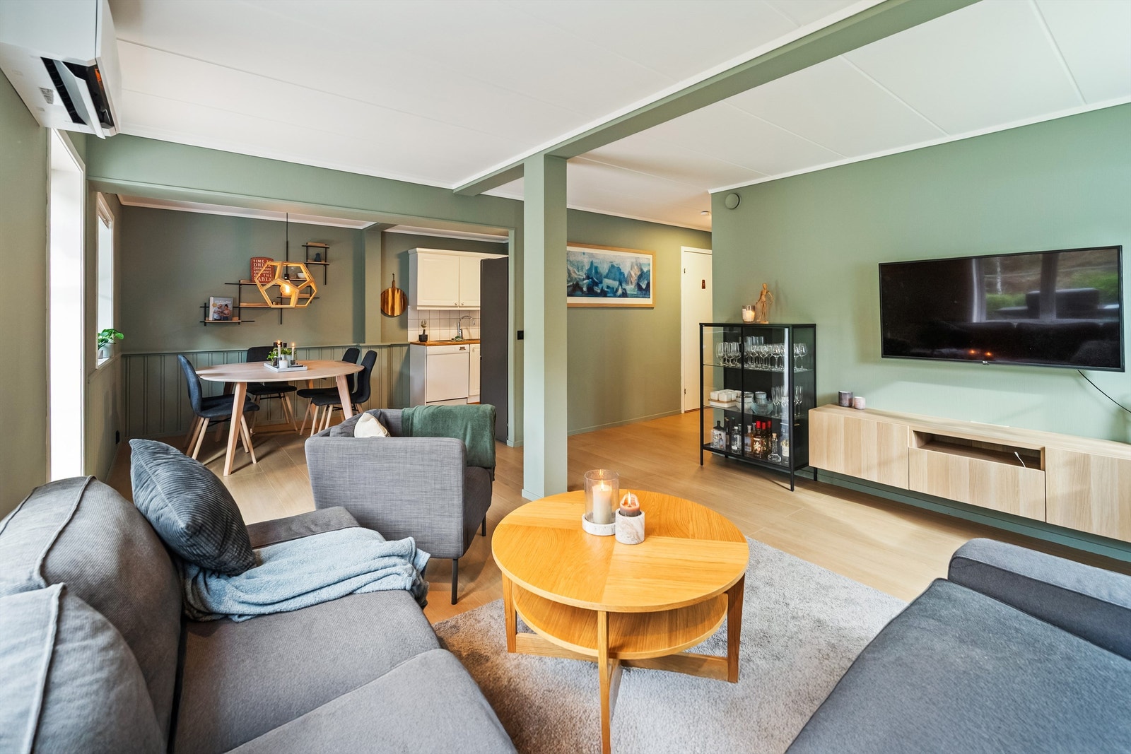 Et deilig allrom Galleribilde