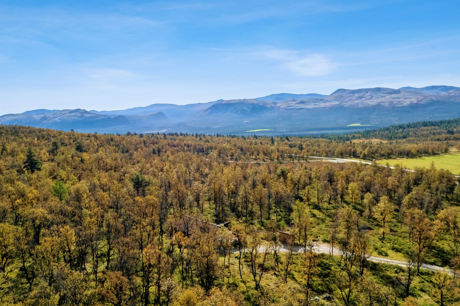 Alvdal Vestfjell byr på turvennlig fjellterreng, med stier som passer for alle nivåer. Galleribilde