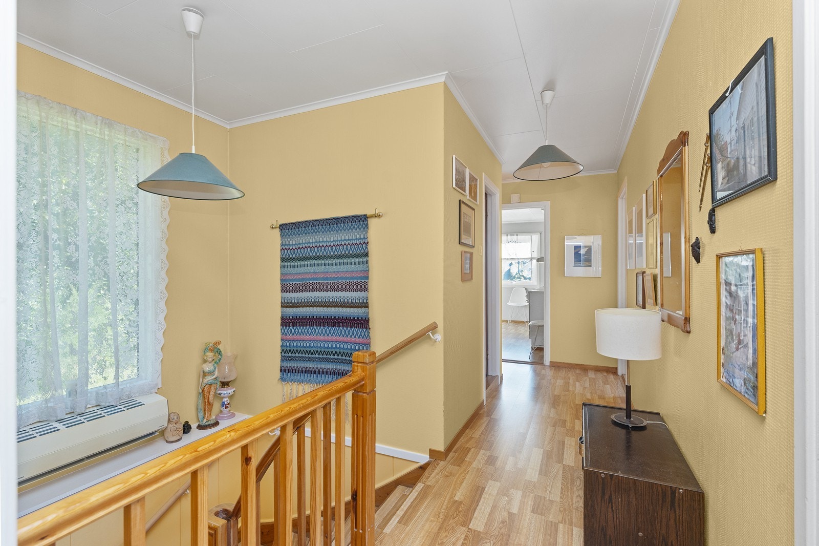 Varmepumpe montert i trappegang. Galleribilde