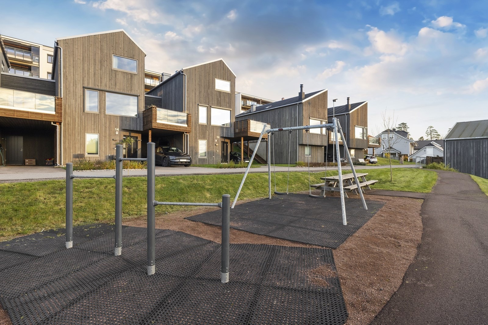 Her kan du flytte inn i et veldrevet sameie i et hyggelig nabolag. Galleribilde