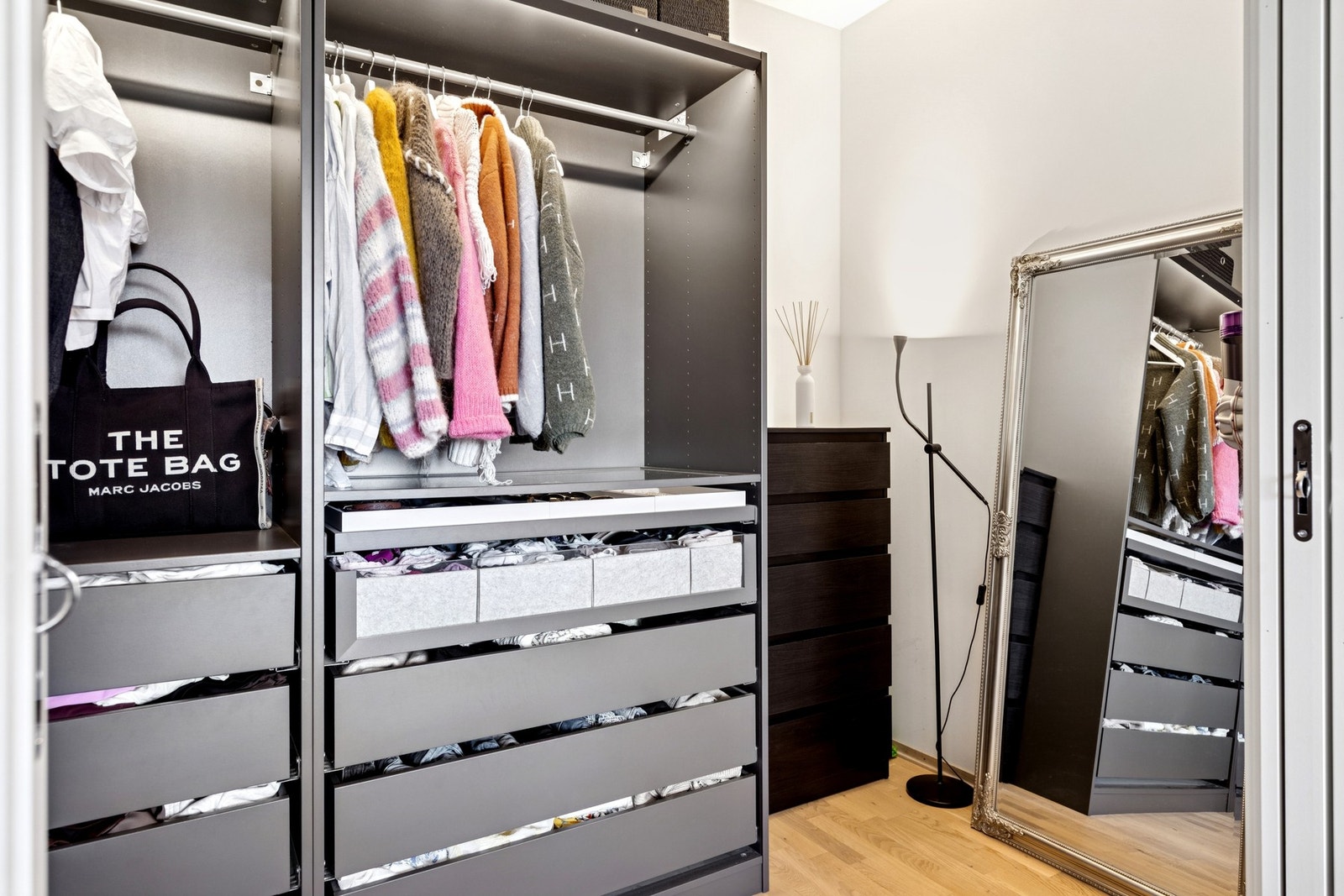 I tillegg byr hovedsoverommet på en flott walk-in! Galleribilde