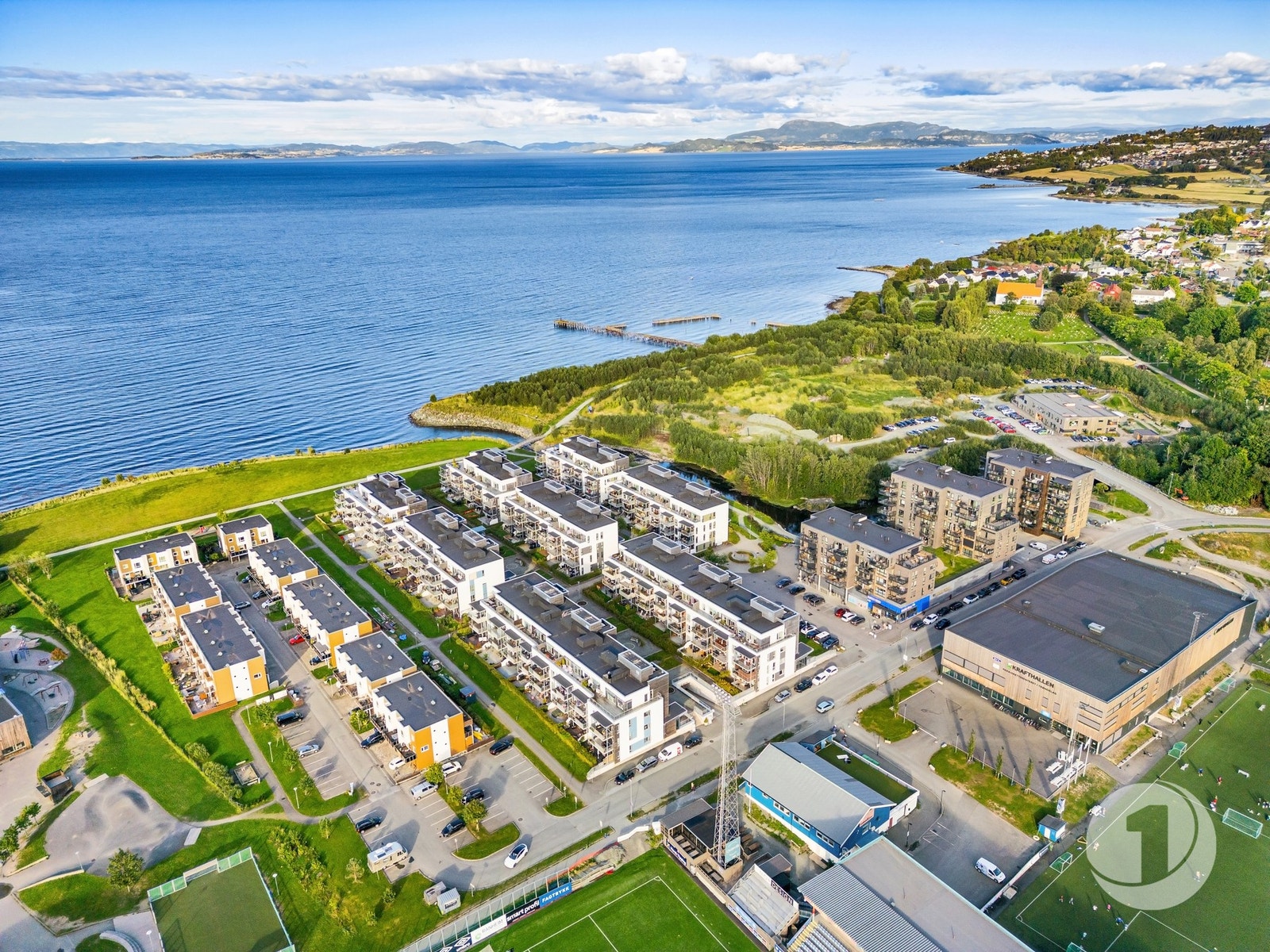 Sameiet har en svært populær beliggenhet, fremstår veldrevet og består av leiligheter i forskjellige størrelser. Galleribilde