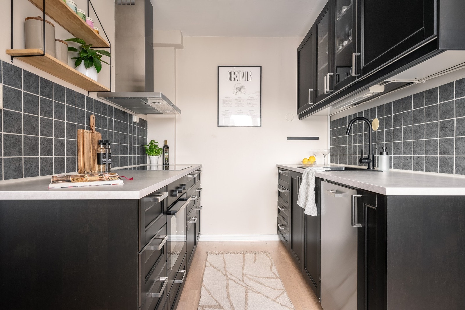 Her er det nok av skap- og benkeplass. Galleribilde