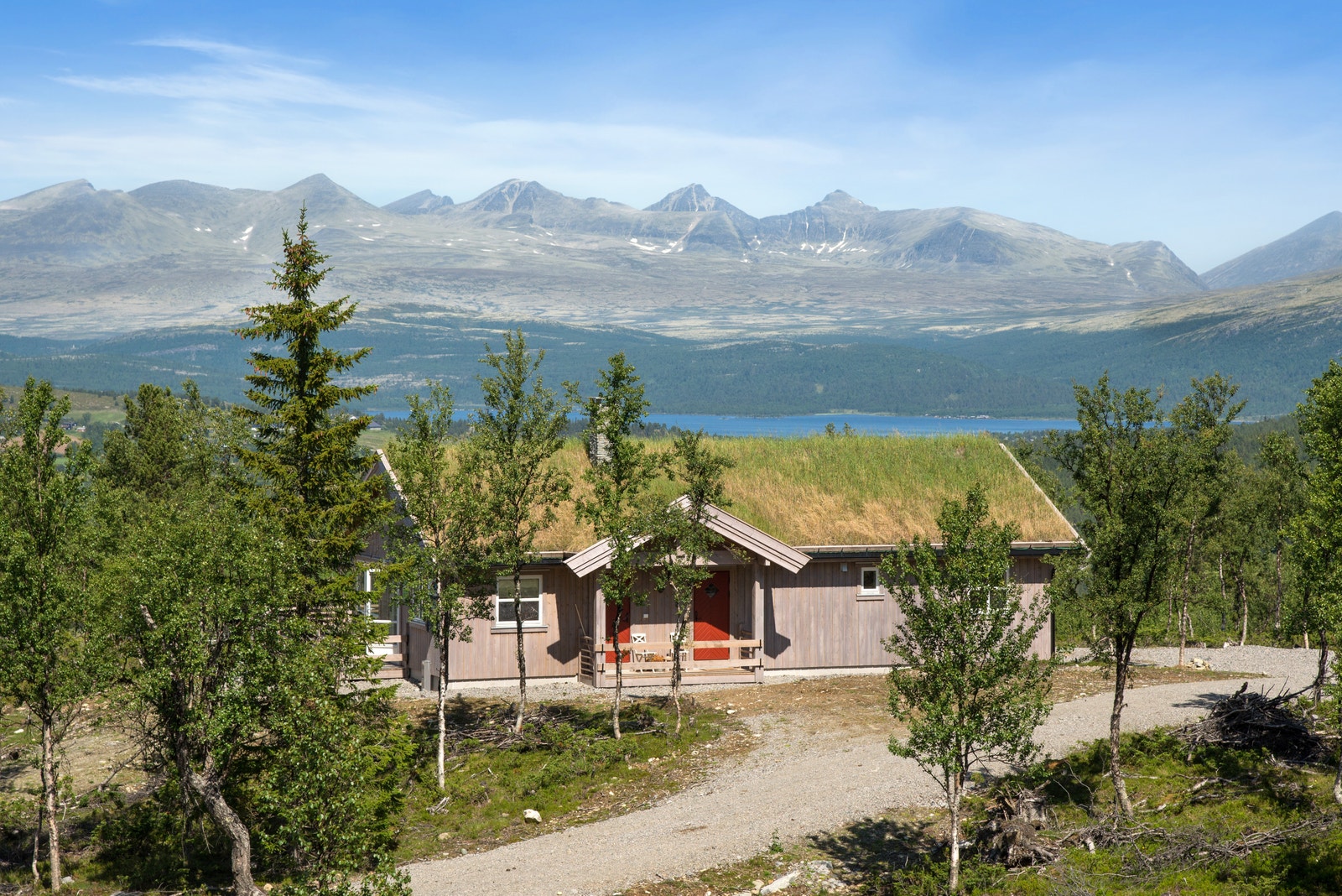 Tinde hytte på feltet Galleribilde