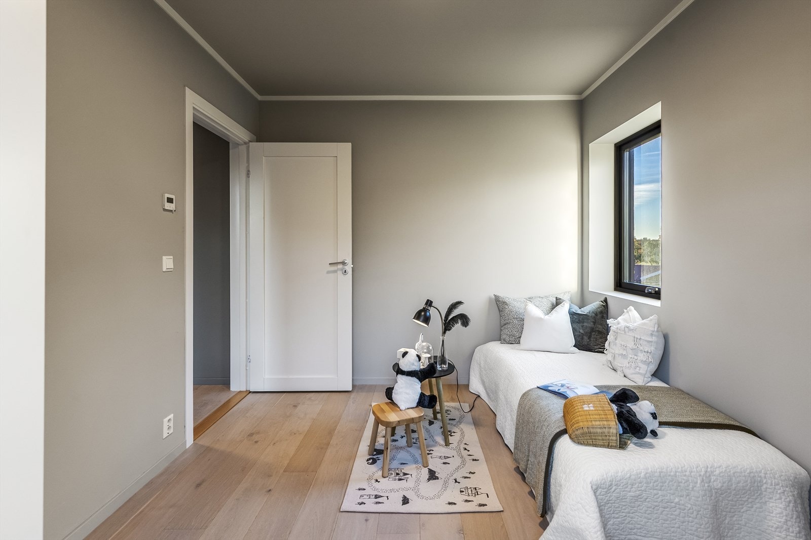 Rommene har også flerbruksmuligheter som f.eks. hjemmekontor eller gjesterom. Galleribilde