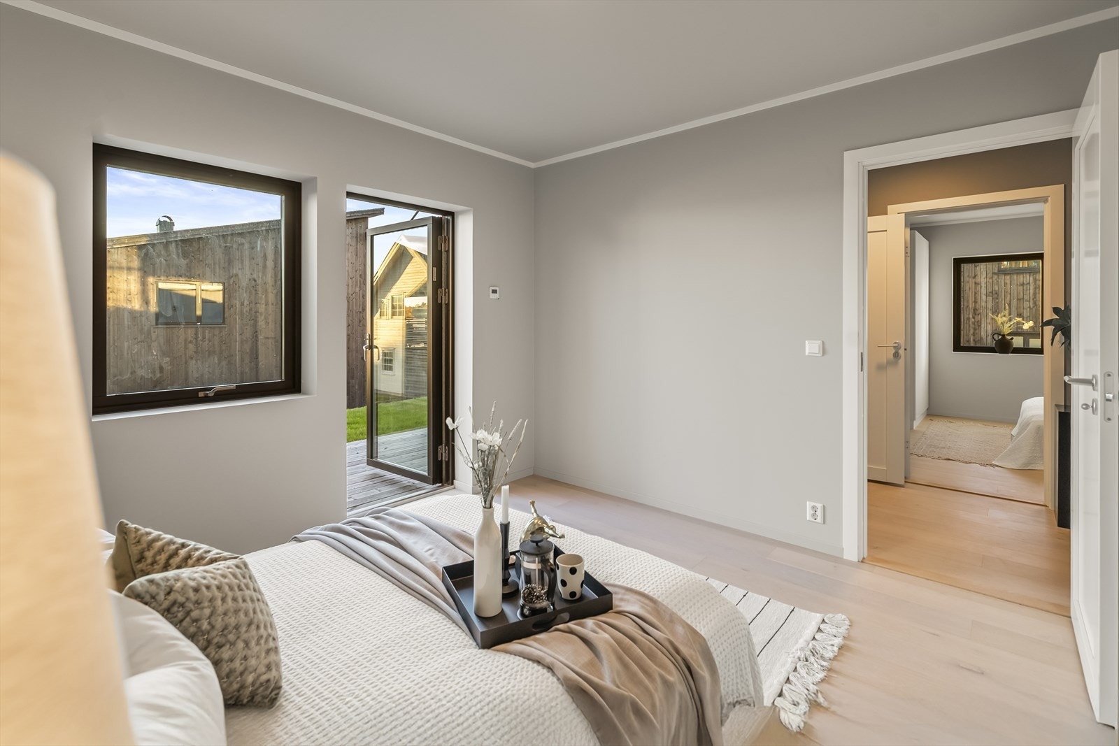 Dette rommet har utgang til terrassen på bakkeplan. Galleribilde