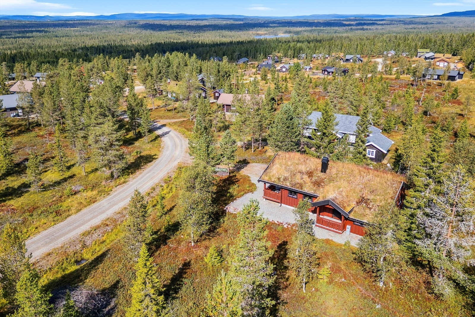 Eiendommen ligger i et attraktivt, veletablert hytteområde på Søndre St. Olav. Galleribilde