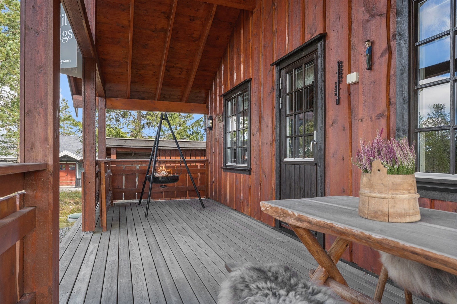 Terrassens overbygg gir mulighet for flere bruksdager gjennom året. Galleribilde