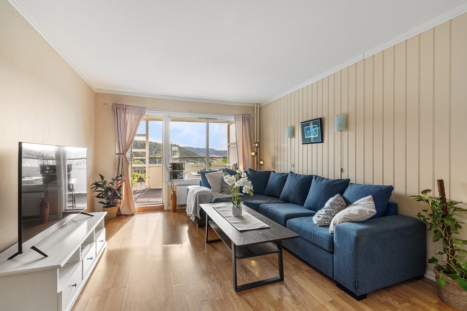 Rommets utforming byr på flere mulig møbleringsalternativer. Galleribilde