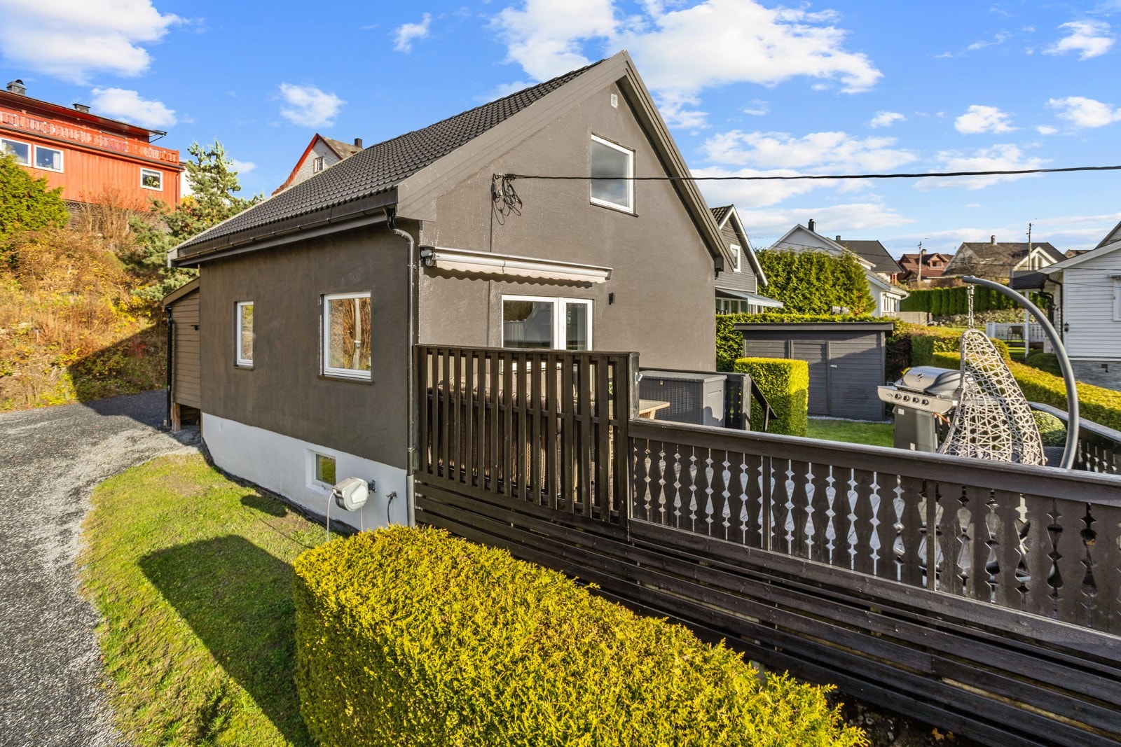 Tomten fremstår som lettstelt og ryddig. Galleribilde