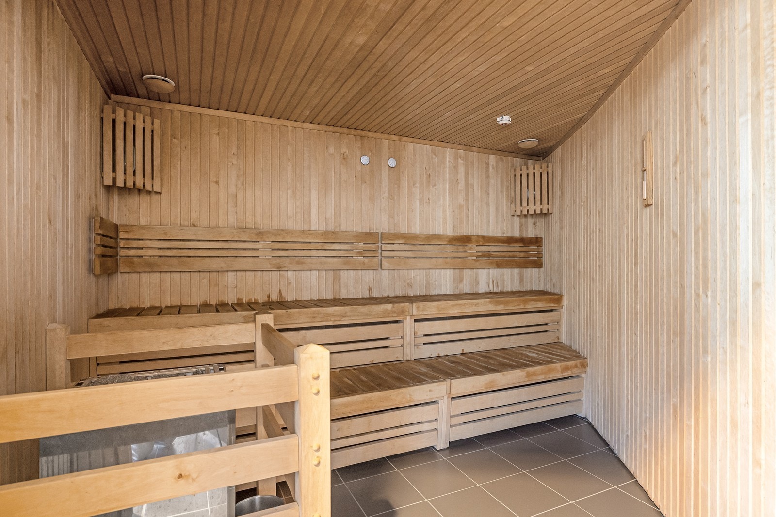 Flott badstue i felleshuset. Galleribilde