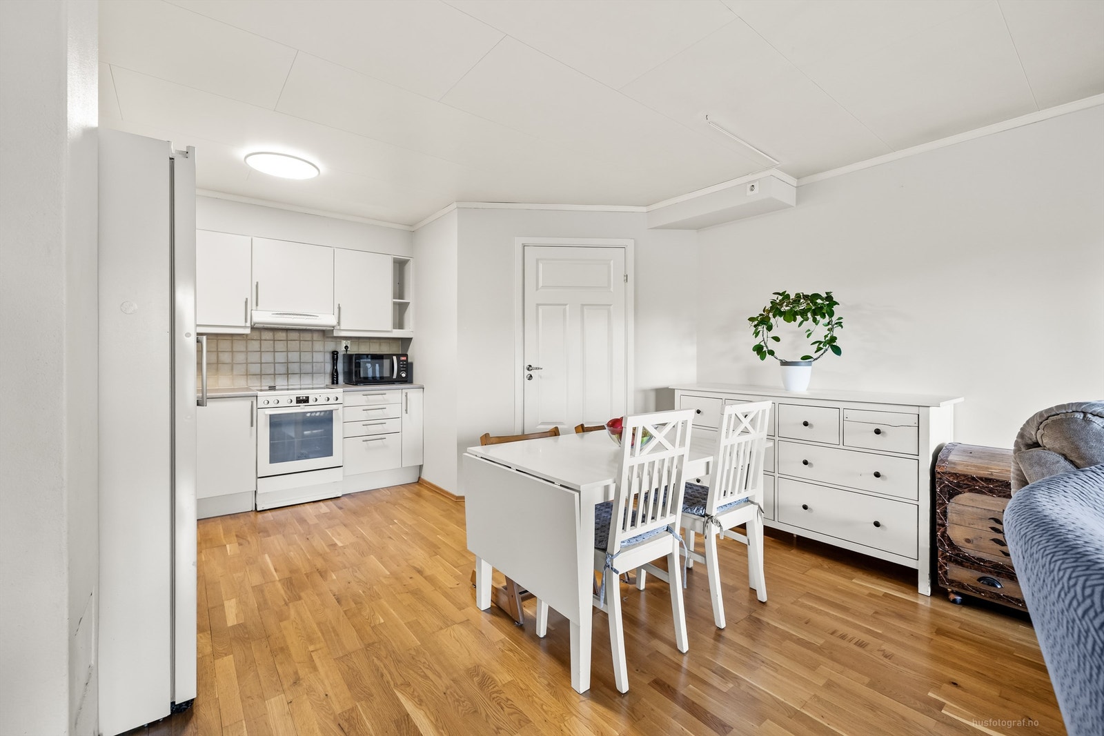 God plass til spisebord Galleribilde