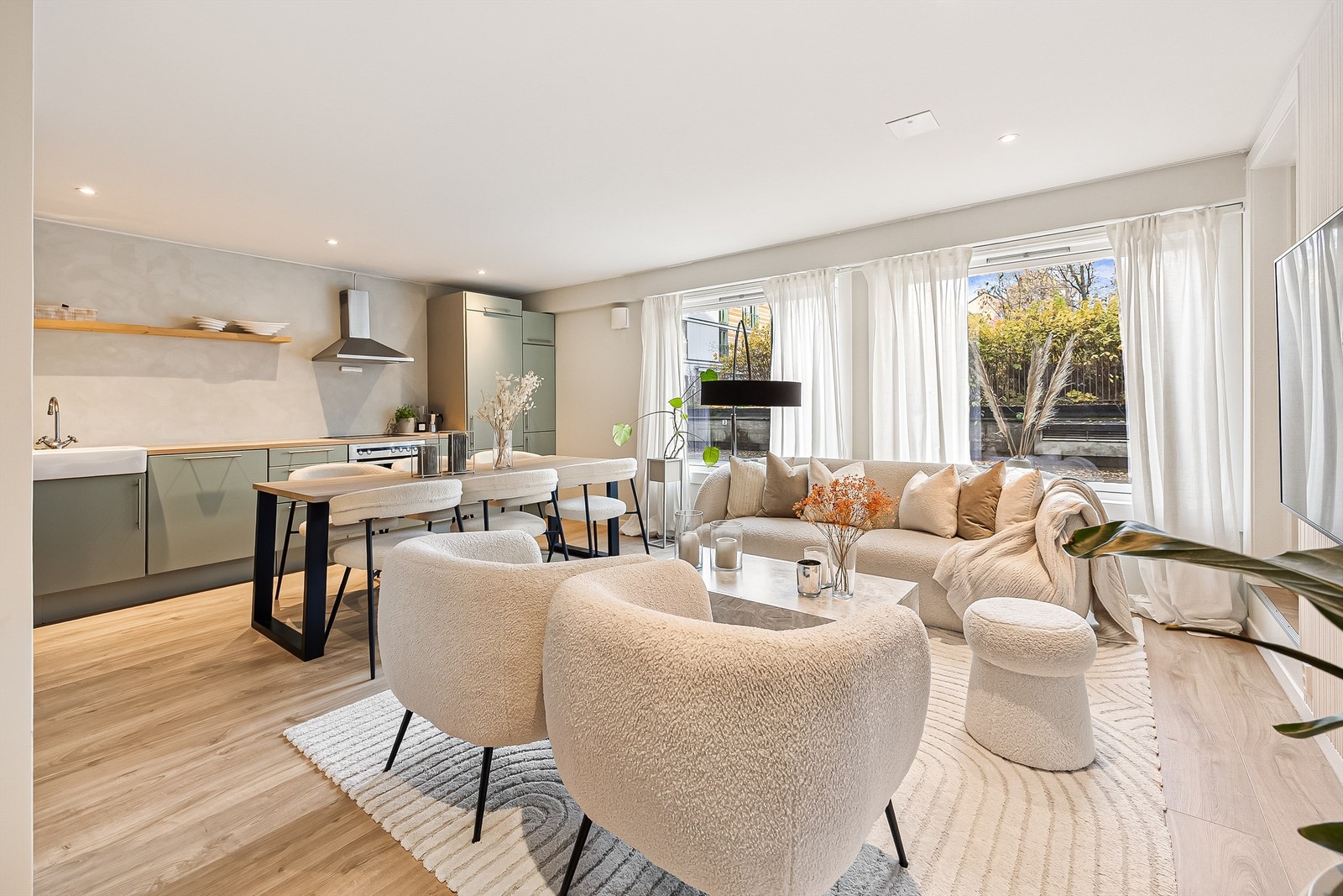 Velkommen til Eugenies gate 4! Presentert av Sara Marie Zachariassen v/ Eiendomsmegler Krogsveen. Galleribilde