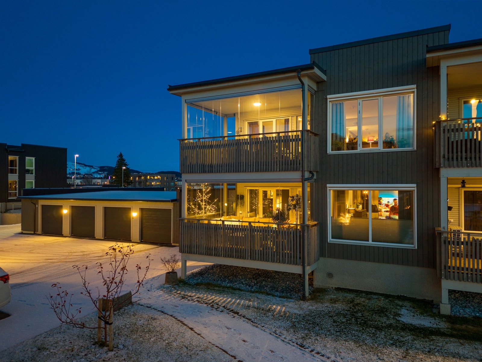 Fasadebildet. Galleribilde