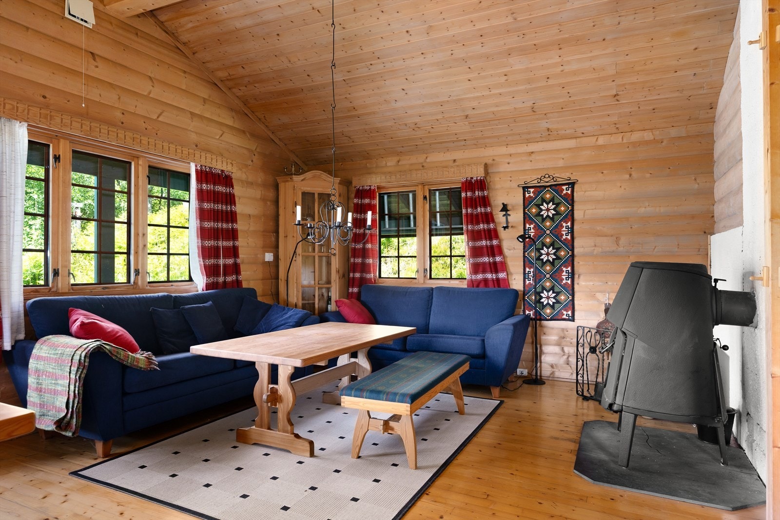 Vedovn i stue. Galleribilde