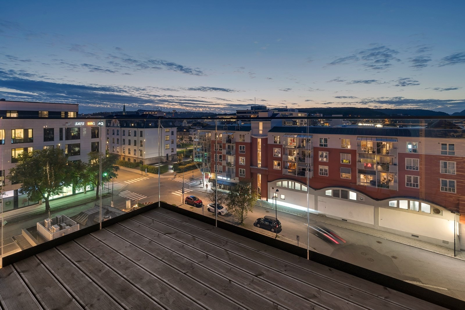 Nydelig utsikt fra takterrassen. Galleribilde