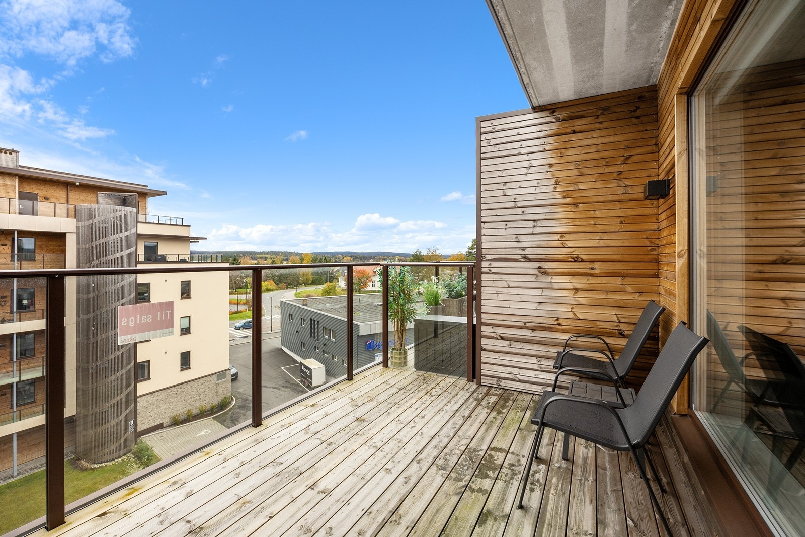 Fra stuen er det utgang til en sørvestvendt balkong Galleribilde