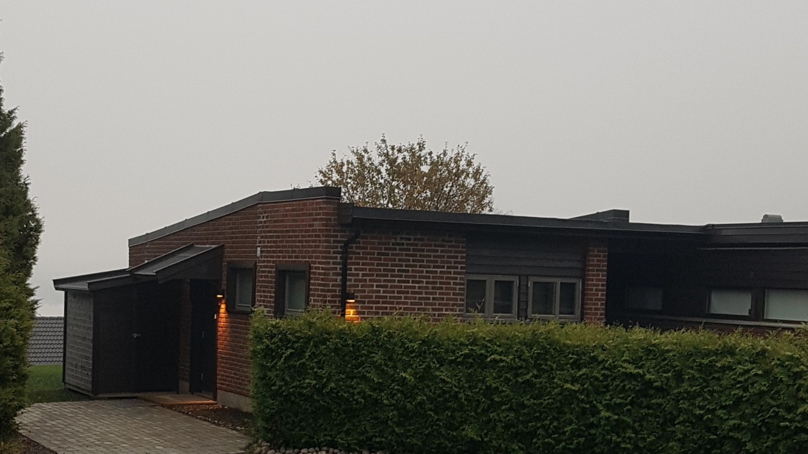 Innkjørsel Galleribilde