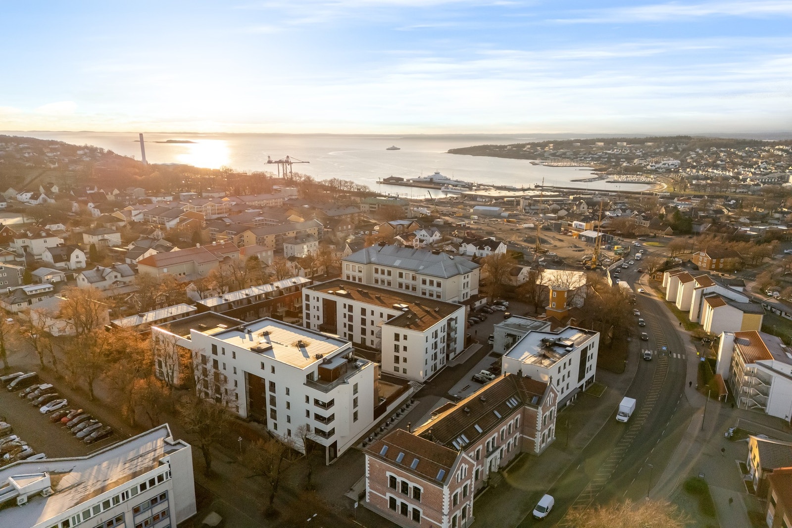 Her bor du sjarmerende og sentralt til både by, sjø og turområder Galleribilde