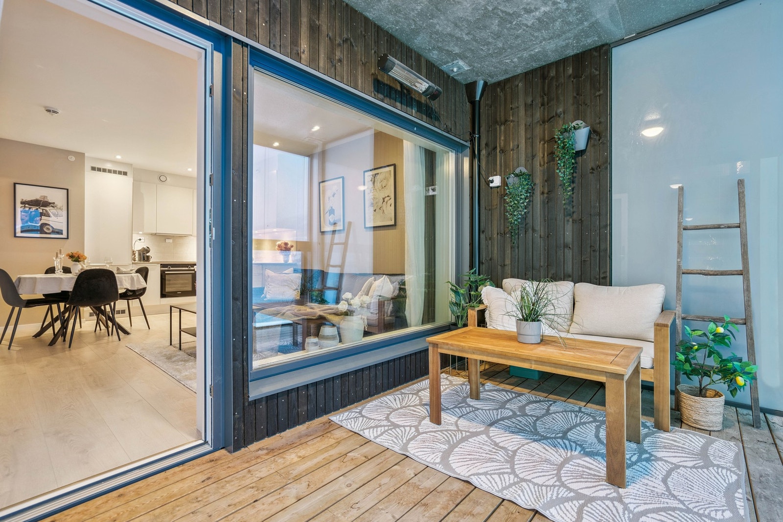 Praktisk løsning med innglasset terrasse av god størrelse! Galleribilde