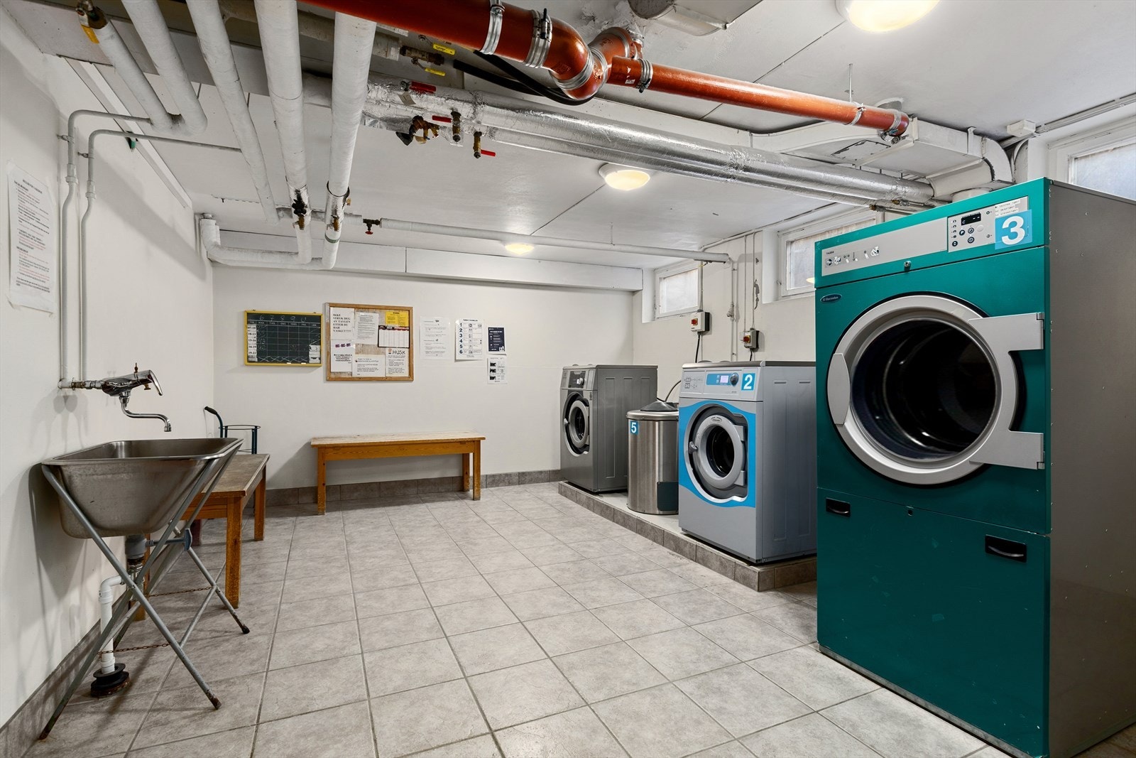 Felles vaskeri Galleribilde