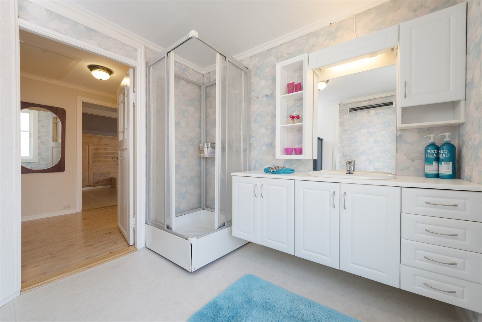 Bad 2 etg Galleribilde