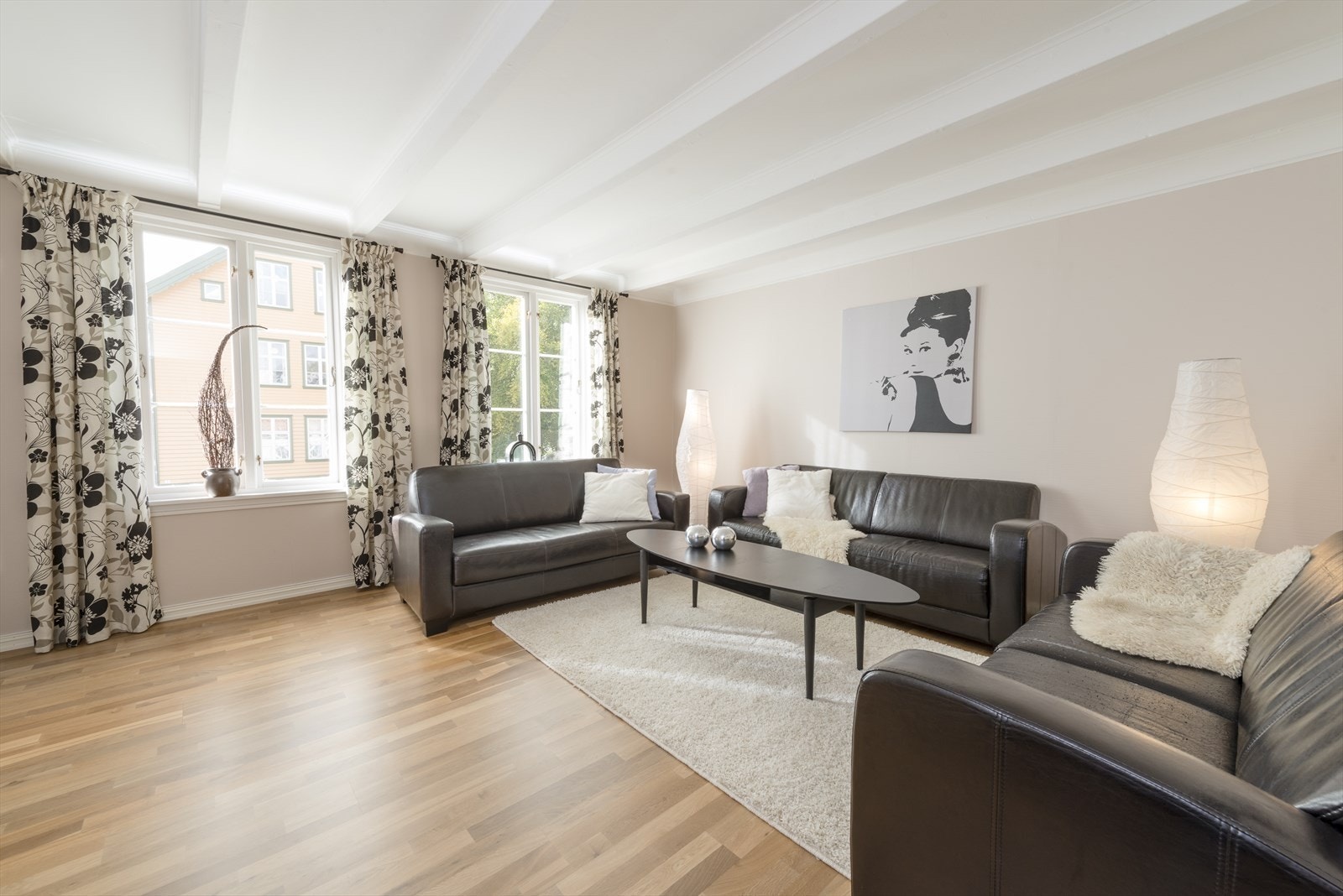 Stue 2 etg Galleribilde