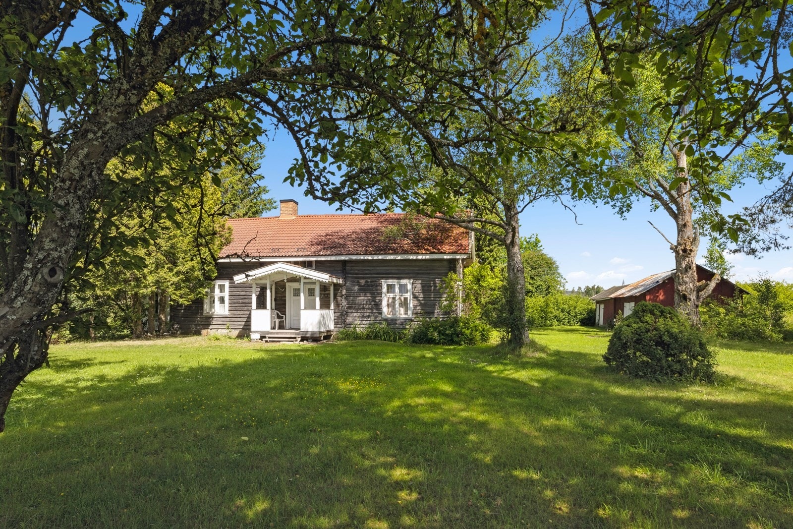 Velkommen til Sjølivegen 3 presentert av Karen Marie Fallet ved DNB Eiendom. Galleribilde