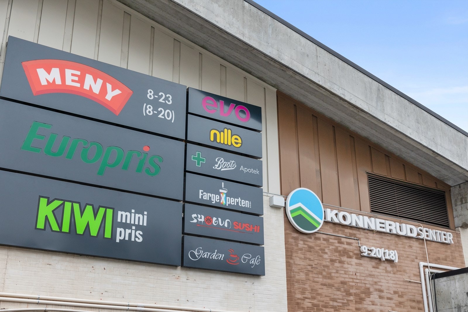 Få minutters kjøring til Konnerud senter med ulike butikker Galleribilde