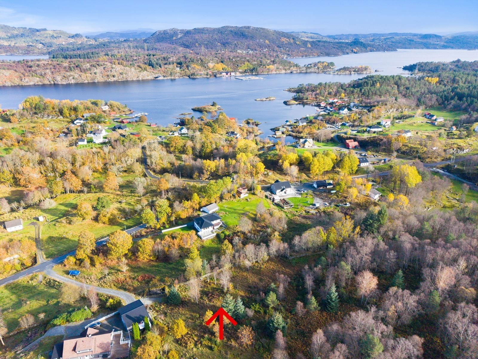 Tomt med fin og landlig beliggenhet Galleribilde