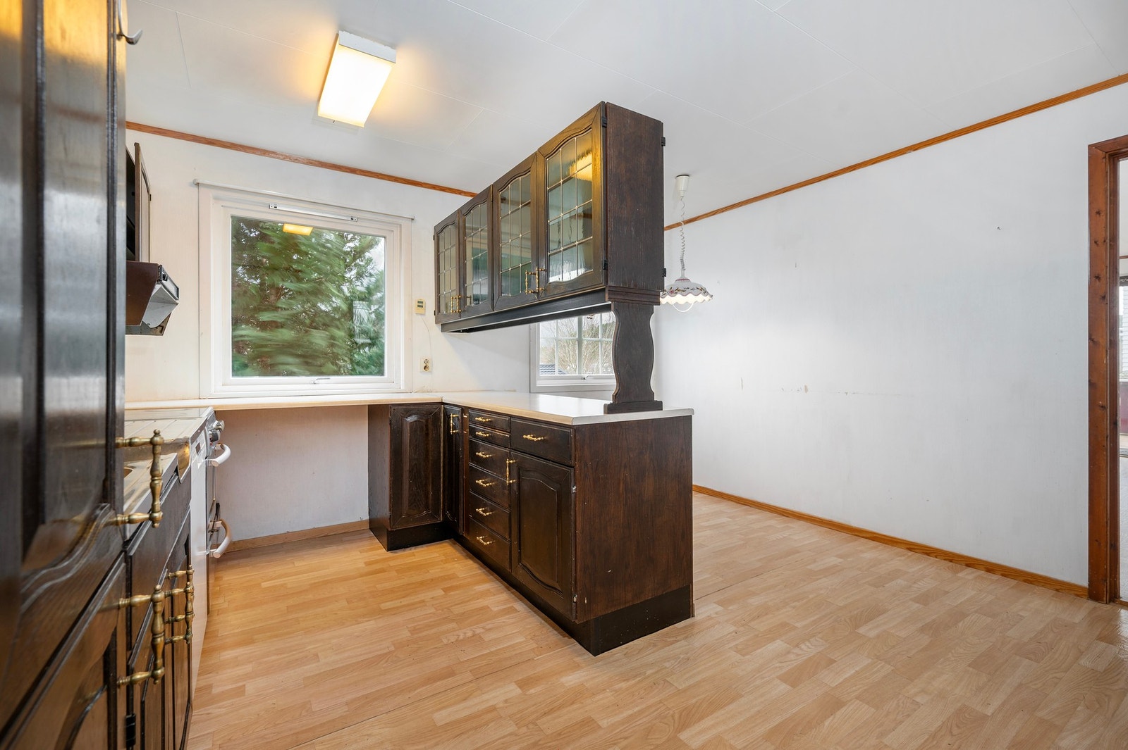 Kjøkken i hovedetasjen. Galleribilde