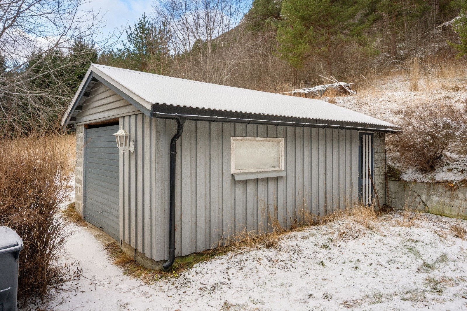 Garasje/bod Galleribilde