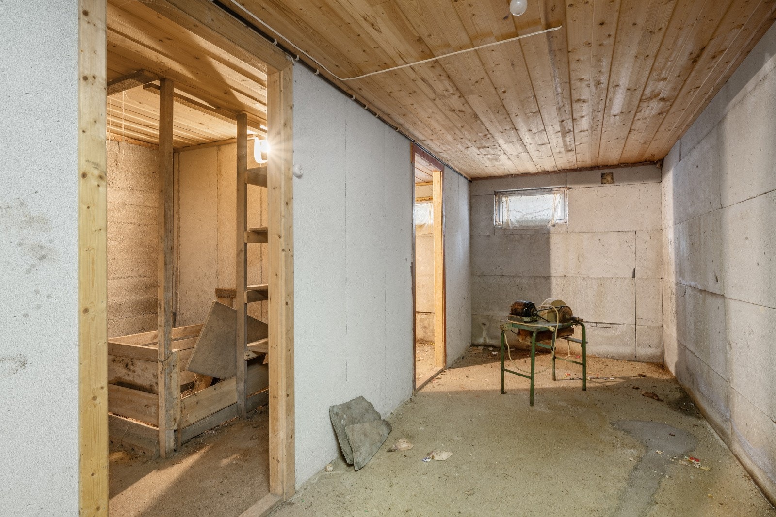 Kjellerrom Galleribilde