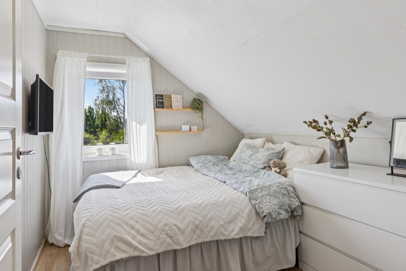 Soverom 2. etasje. Galleribilde