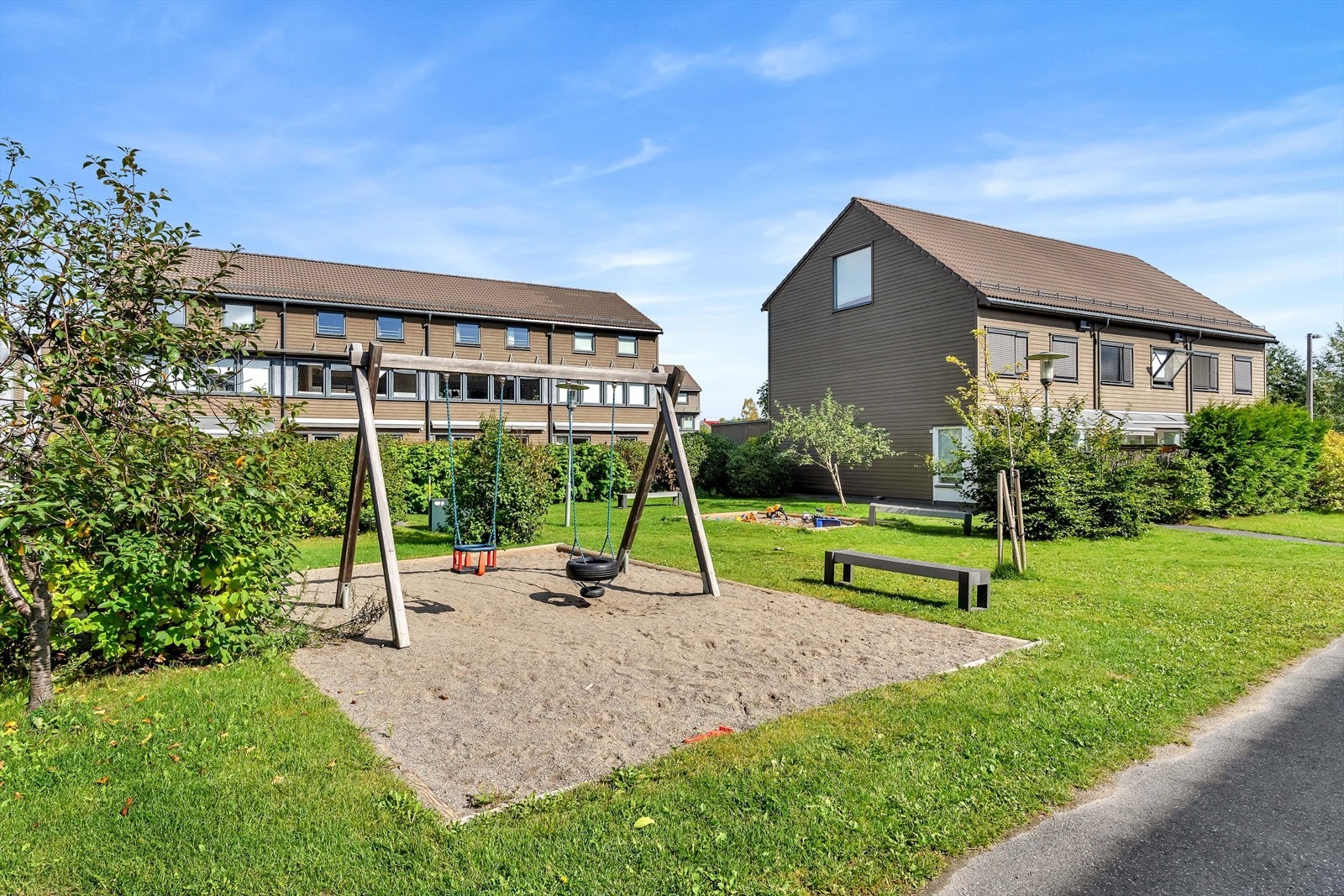 Sameiet kan friste med en hyggelig lekeplass for de minste. Galleribilde