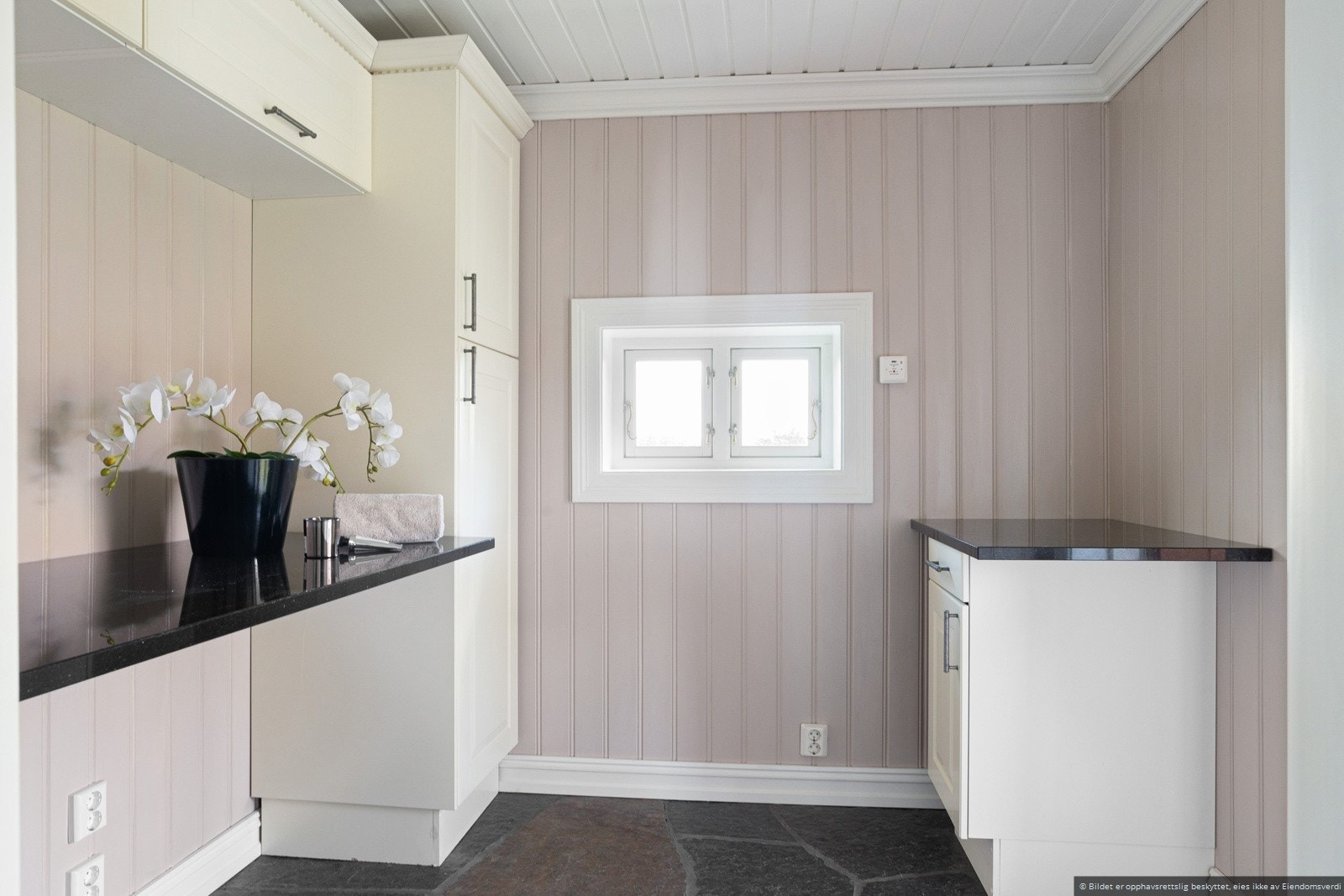 Vaskerom Galleribilde