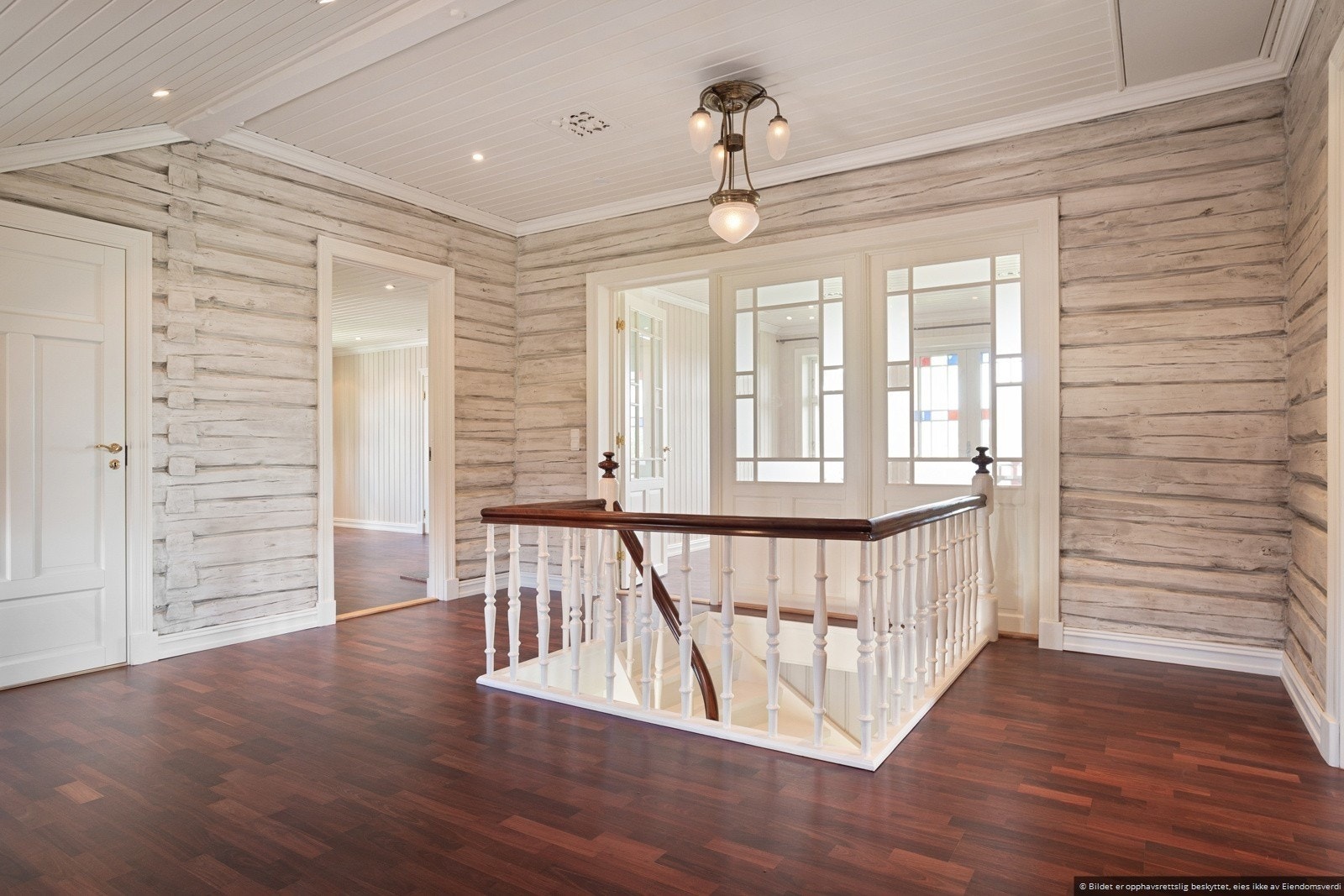 2.etg. trappegang/hall Galleribilde