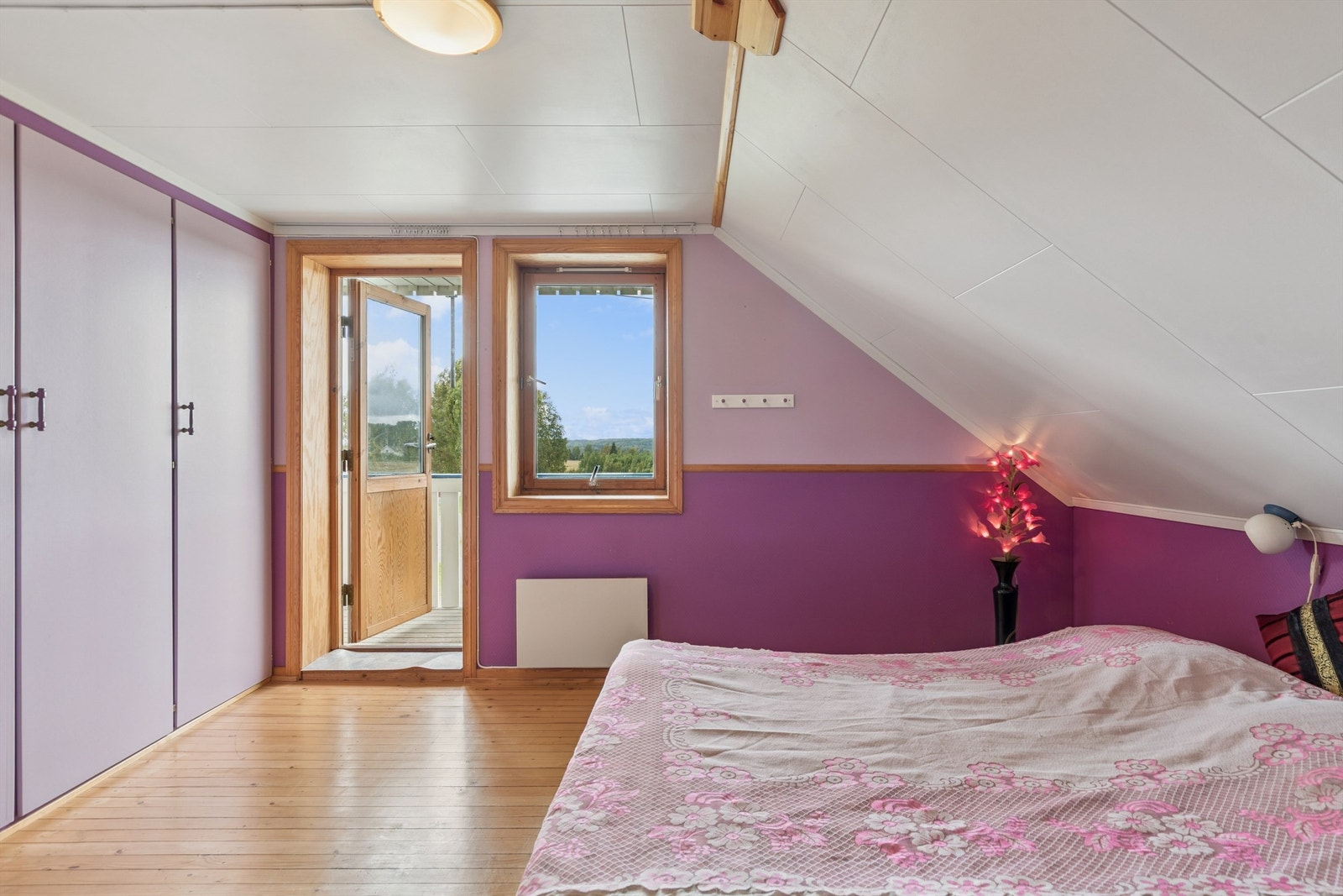 Hovedsoverommet har utgang til en egen balkong på 9 m². Galleribilde