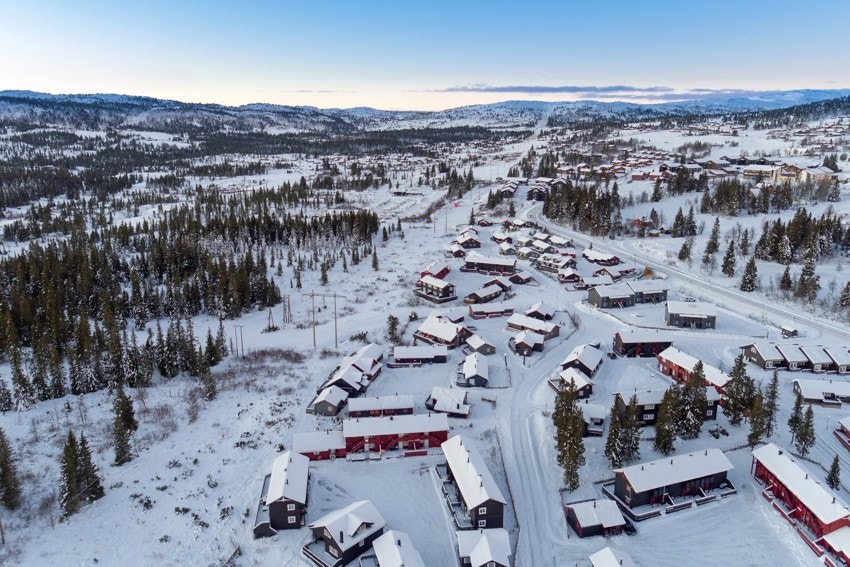Leiligheten ligger i 1. etasje med inngang fra platting. Galleribilde