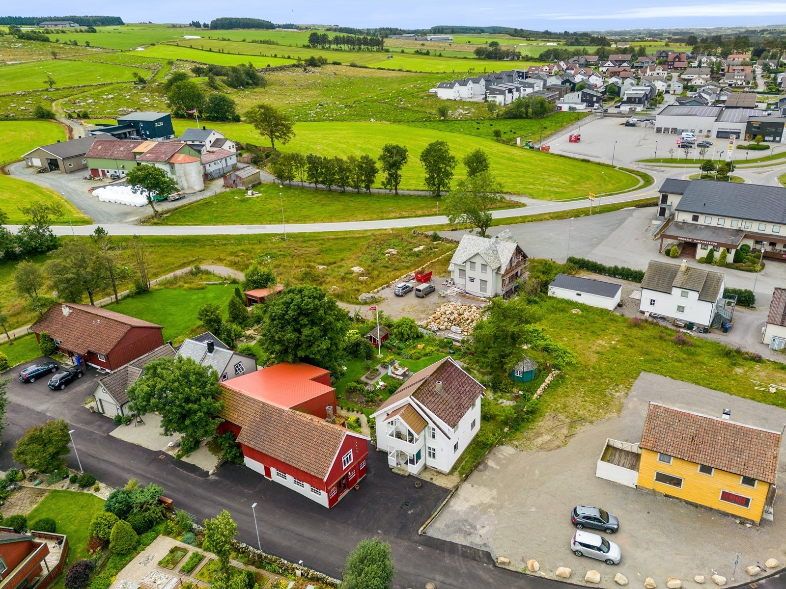Undheim ligger midt i dikteren Arne Garborg sitt rike på Høg-Jæren. Galleribilde